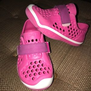 Fuchsia Mimo Plae Shoes